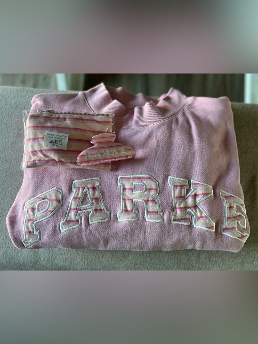 Parke “It’s a Girl” Mockneck & Claw Clip